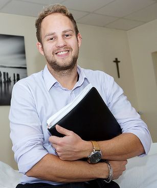 Herr Alexander Ponelies